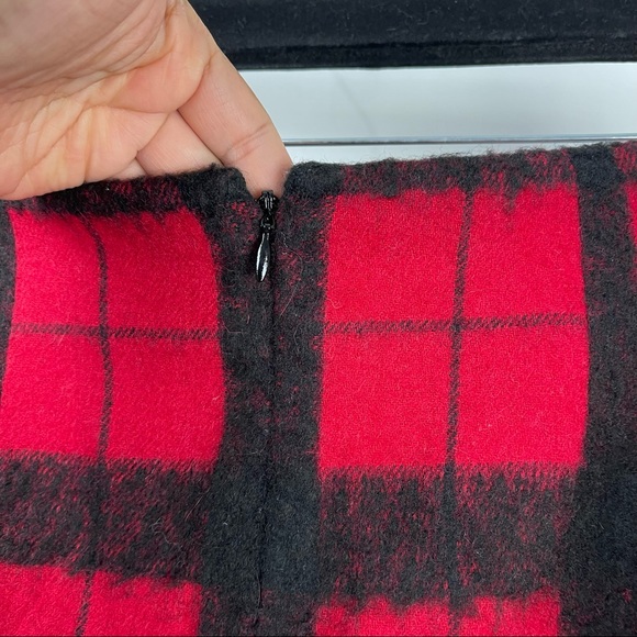 Talbots Petites Red Buffalo Plaid Wool Blend Pencil Skirt Sz 6P - Picture 5 of 8